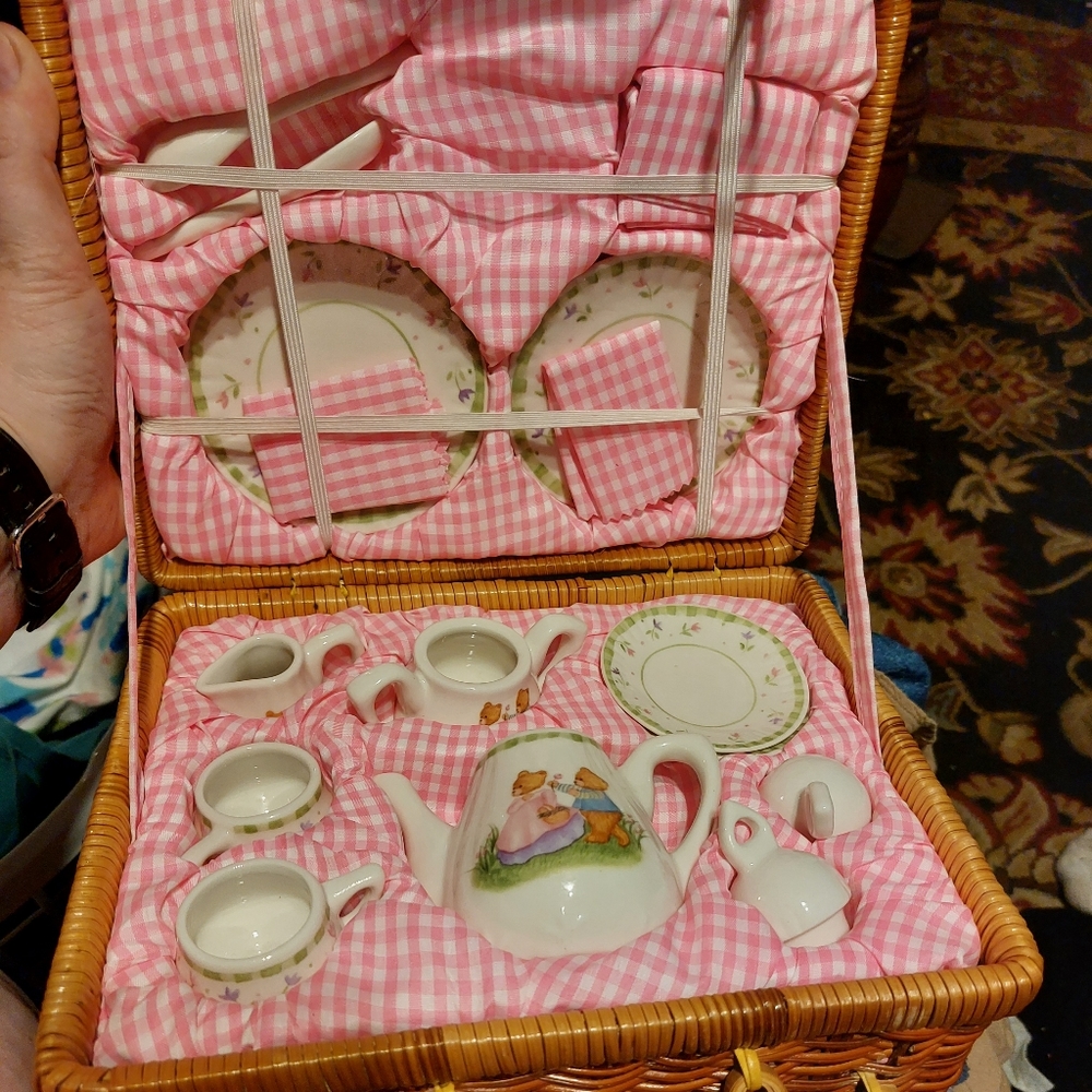 Collectable tea set - Picture 3 of 3